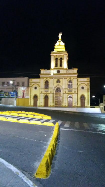 Igreja da Matriz de Santo Antônio, na madrugada de uma festiva noite de inverno.